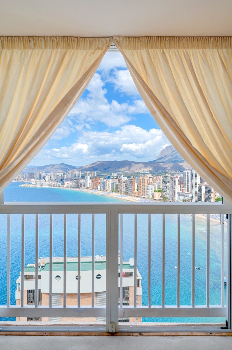   We present a&amp;amp;nbsp;rare opportunity&amp;amp;nbsp;in one of&amp;amp;nbsp;Benidorm’s most privileged locations: right next to the iconic&amp;am