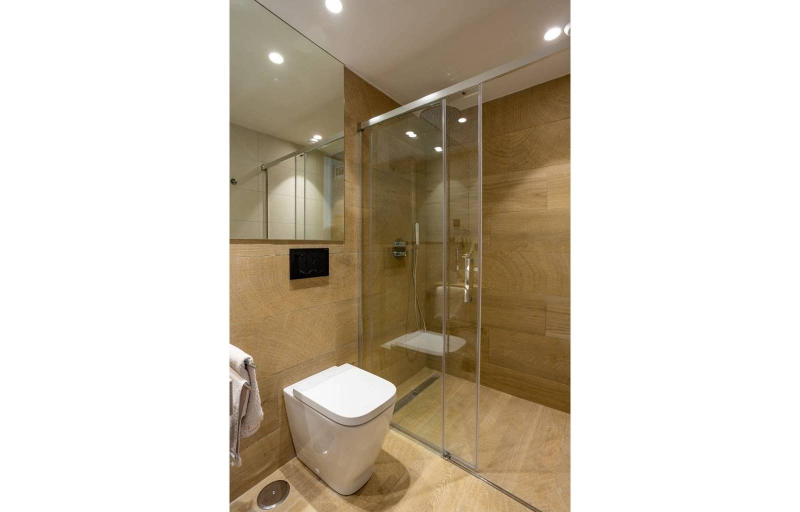  Diese geräumigen, neu gebauten Apartments befinden sich auf einem Golfplatz an der Costa Blanca im Süden. Diese hellen Neubauwohnungen verteilen sich