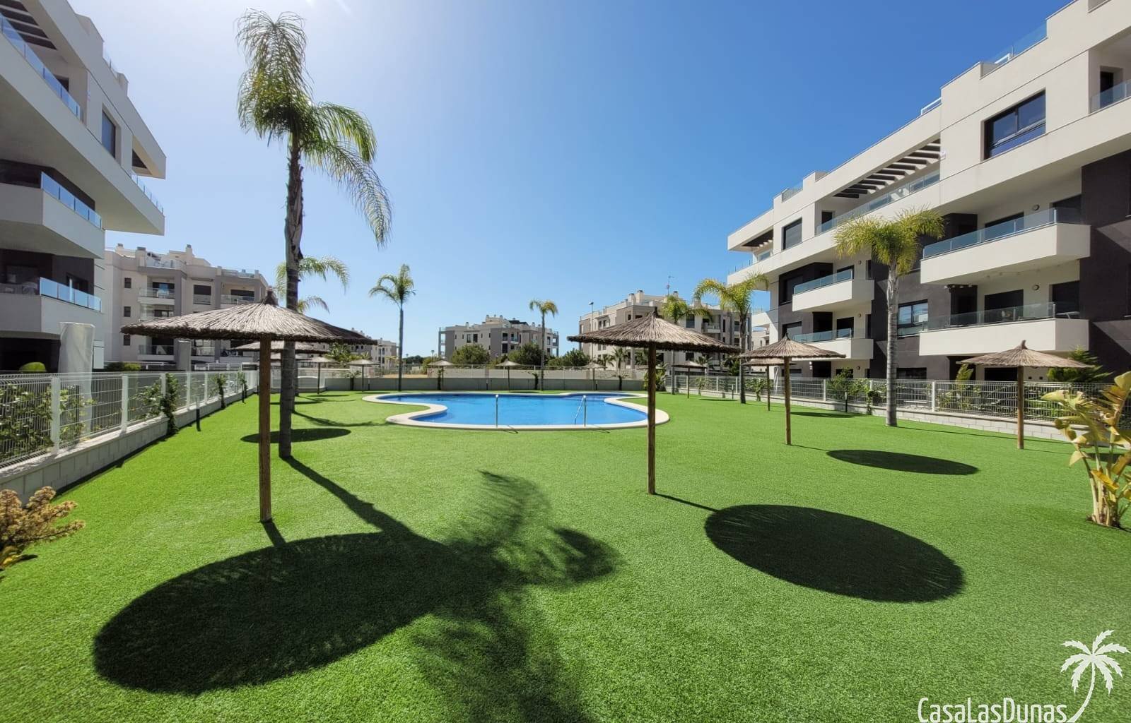  Wir bieten Ihnen eine komfortable und bestens ausgestattete Unterkunft, ideal für einen erholsamen Urlaub oder als dauerhafter Wohnsitz. Das Objekt b