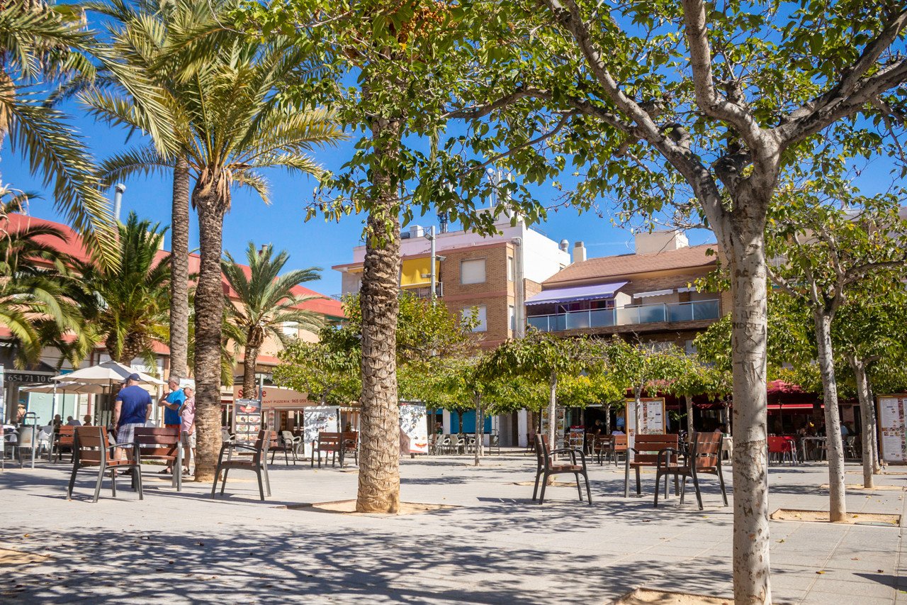  Top Wiederverkauf einer modernen Dachgeschosswohnung auf dem Golfplatz Lo Romero. Die Unterkunft liegt innerhalb des Golfplatzgeländes in einer gesch