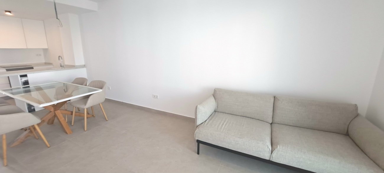   Don	 miss out on this unique opportunity to acquire an absolutely fantastic apartment in the newly developed Flamenca Sun located in the popular Pla