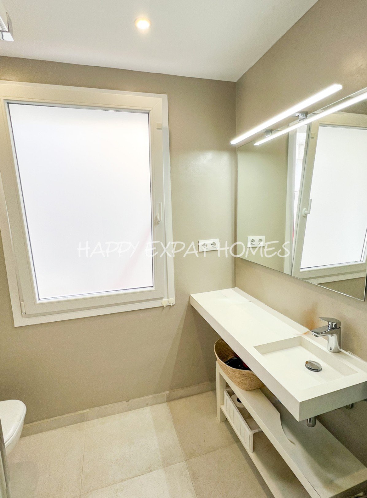 Charmante renovierte Wohnung zu verkaufen im Herzen von SitgesSchöne Wohnung zu verkaufen im Zentrum von Sitges, gelegen in einem Gebäude mit nur wen