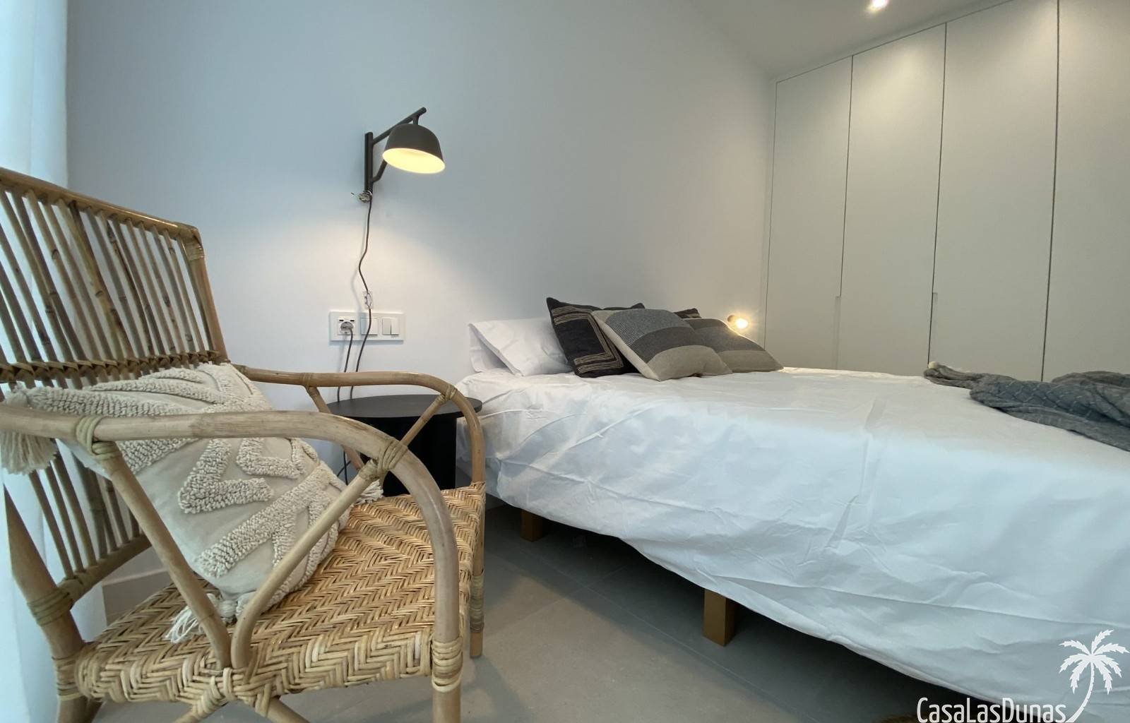  In Pilar de la Horadada entsteht ein wunderschöner Komplex aus Wohnungen und Villen. Die erste Phase ist fast ausverkauft, aber in Phase 2 stehen wei