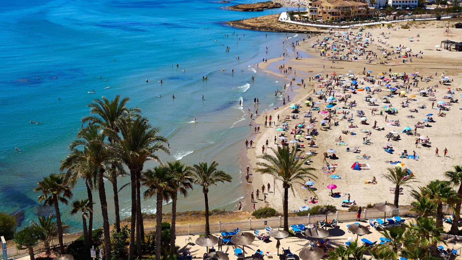  Einführungsangebot – Haushaltsgeräte sind im Preis inbegriffen, wenn der Kauf vor dem 13. Juni 2026 erfolgt!
Optionen: Erdgeschoss &amp; Da