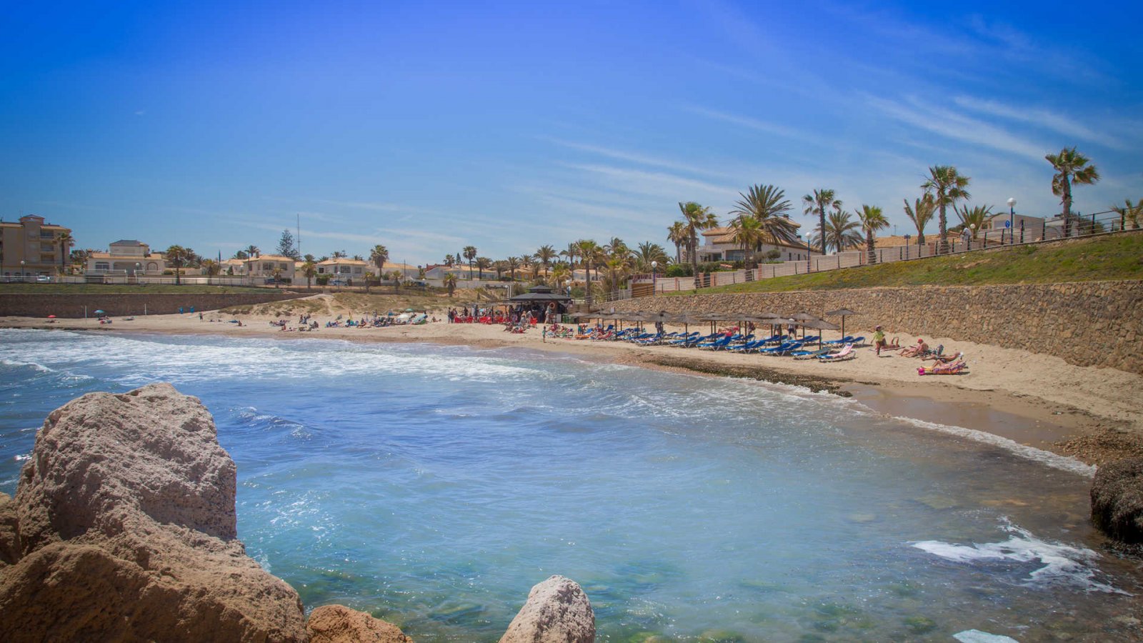  Einführungsangebot – Haushaltsgeräte sind im Preis inbegriffen, wenn der Kauf vor dem 13. Juni 2026 erfolgt!
Optionen: Erdgeschoss &amp; Da