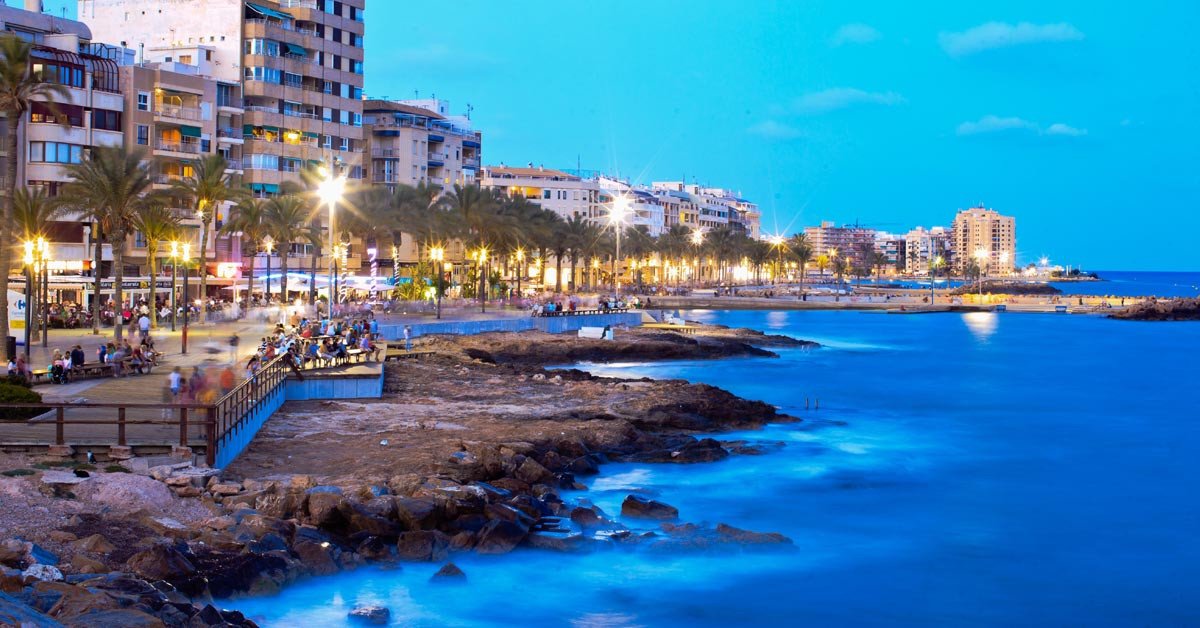  Einführungsangebot – Haushaltsgeräte sind im Preis inbegriffen, wenn der Kauf vor dem 13. Juni 2026 erfolgt!
Optionen: Erdgeschoss &amp; Da