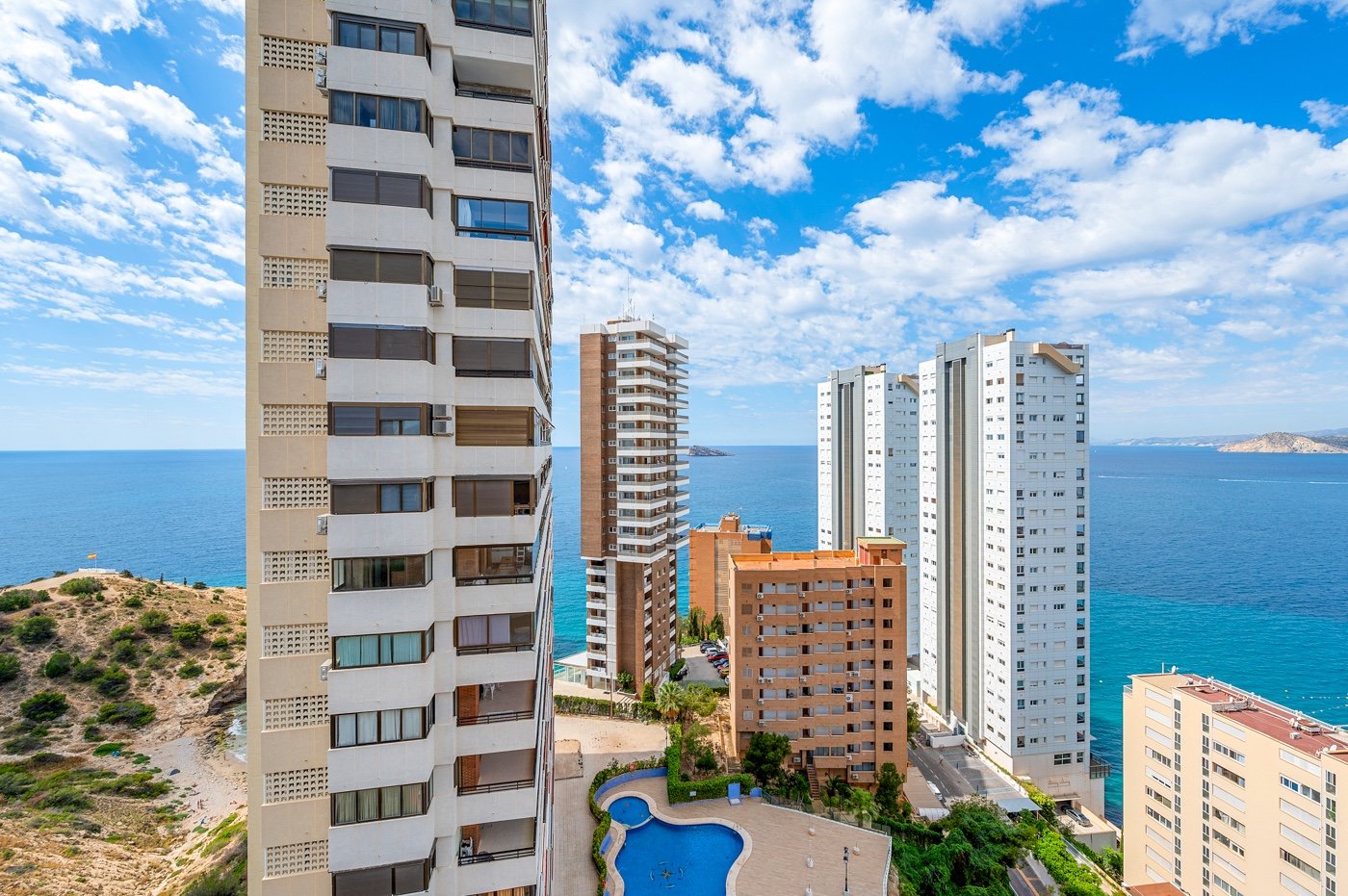   We present a&amp;amp;nbsp;rare opportunity&amp;amp;nbsp;in one of&amp;amp;nbsp;Benidorm’s most privileged locations: right next to the iconic&amp;am