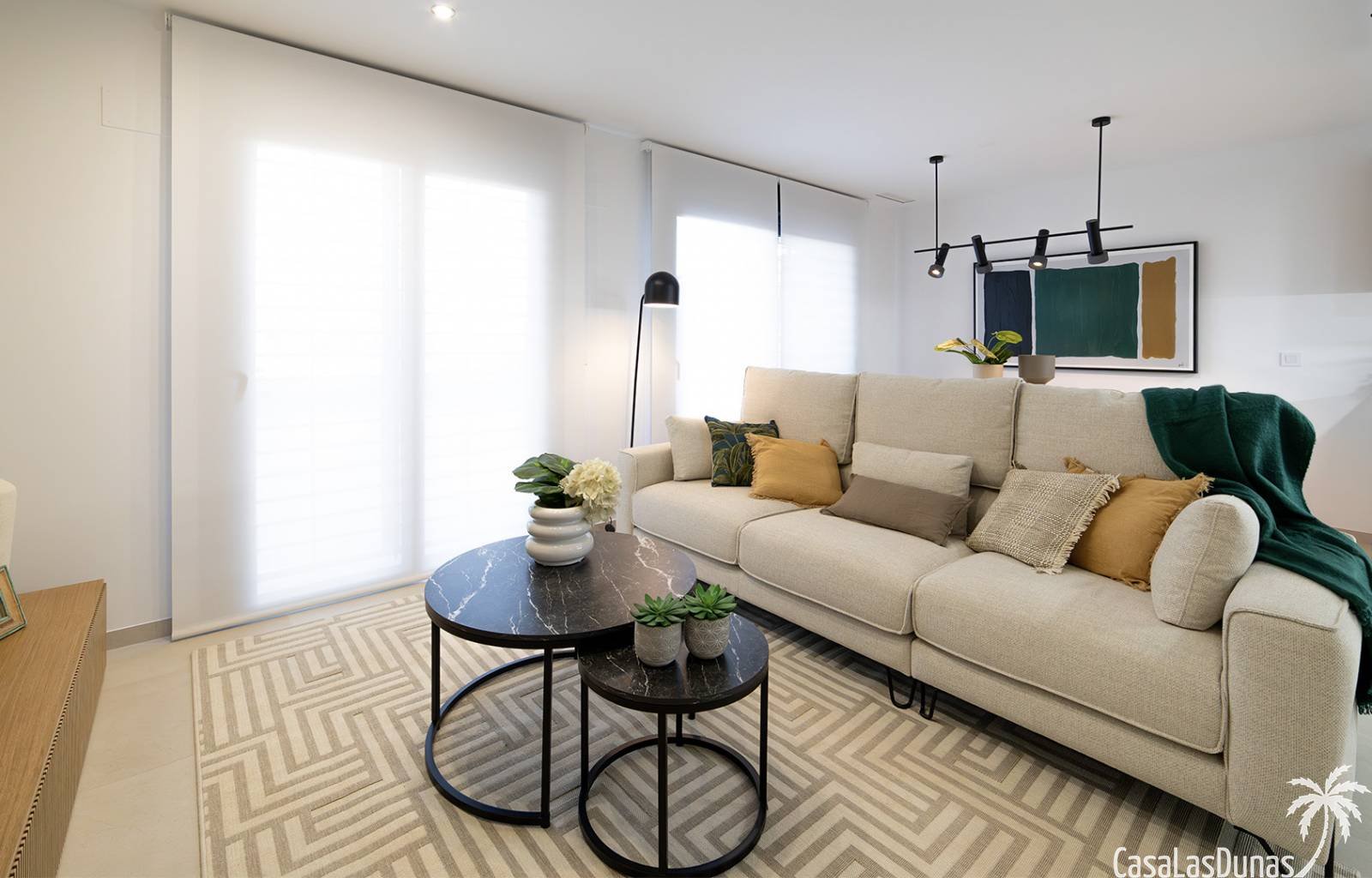  Nur wenige Gehminuten vom Strand entfernt, inmitten der Natur und dennoch in unmittelbarer Nähe zu allen Annehmlichkeiten: Dieses exklusive Neubaupro