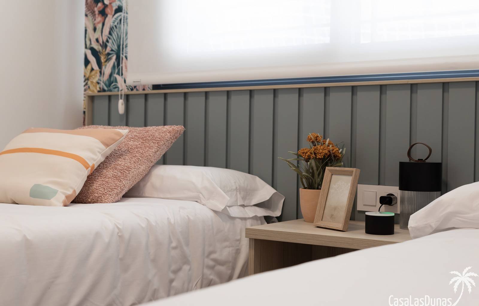  Nur wenige Gehminuten vom Strand entfernt, inmitten der Natur und dennoch in unmittelbarer Nähe zu allen Annehmlichkeiten: Dieses exklusive Neubaupro