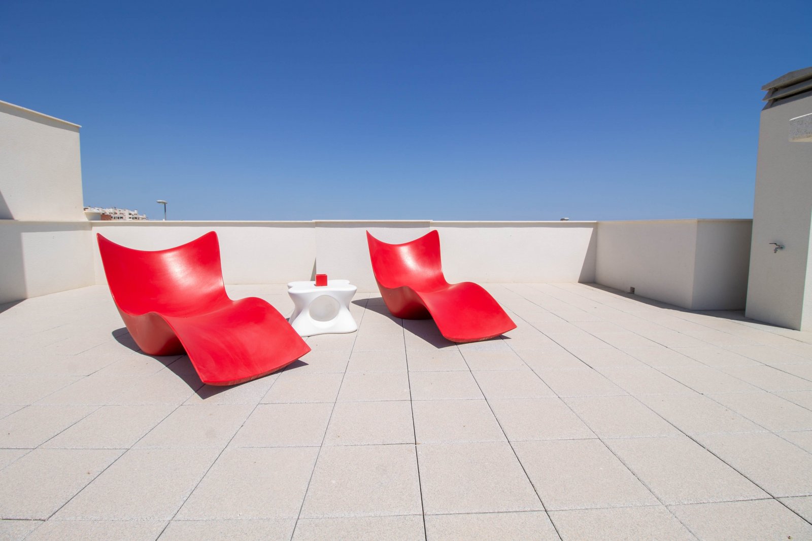  In der charmanten Gegend von Vistabella gelegen, bietet diese exklusive Wohnanlage eine Auswahl von sechs Immobilien, die darauf ausgelegt sind, die 