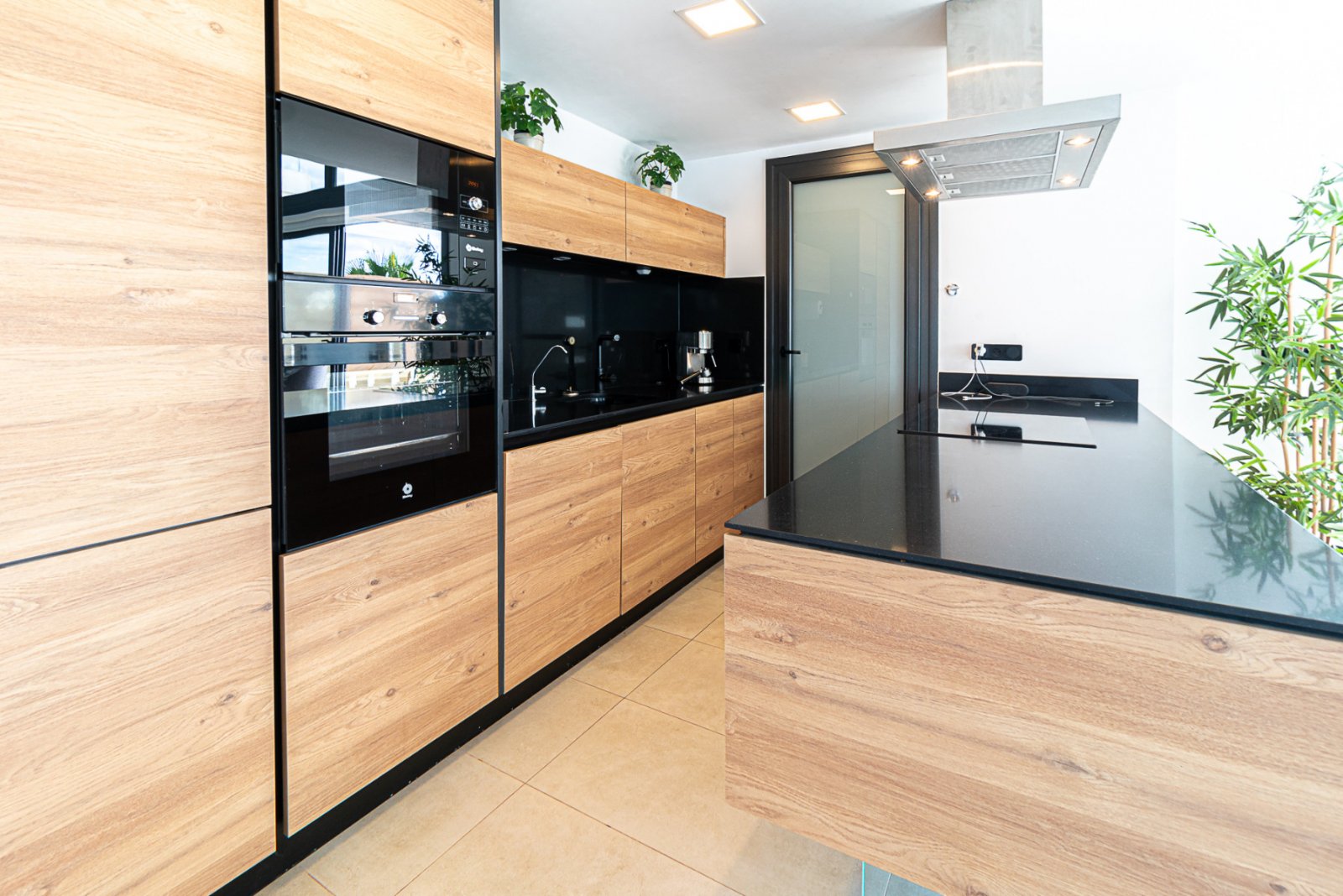  Dieses außergewöhnliche Duplex-Penthouse im exklusiven Muna Spa &amp; Resort in Los Dolses bietet eine seltene Kombination aus Luxus, Großzügigkeit u