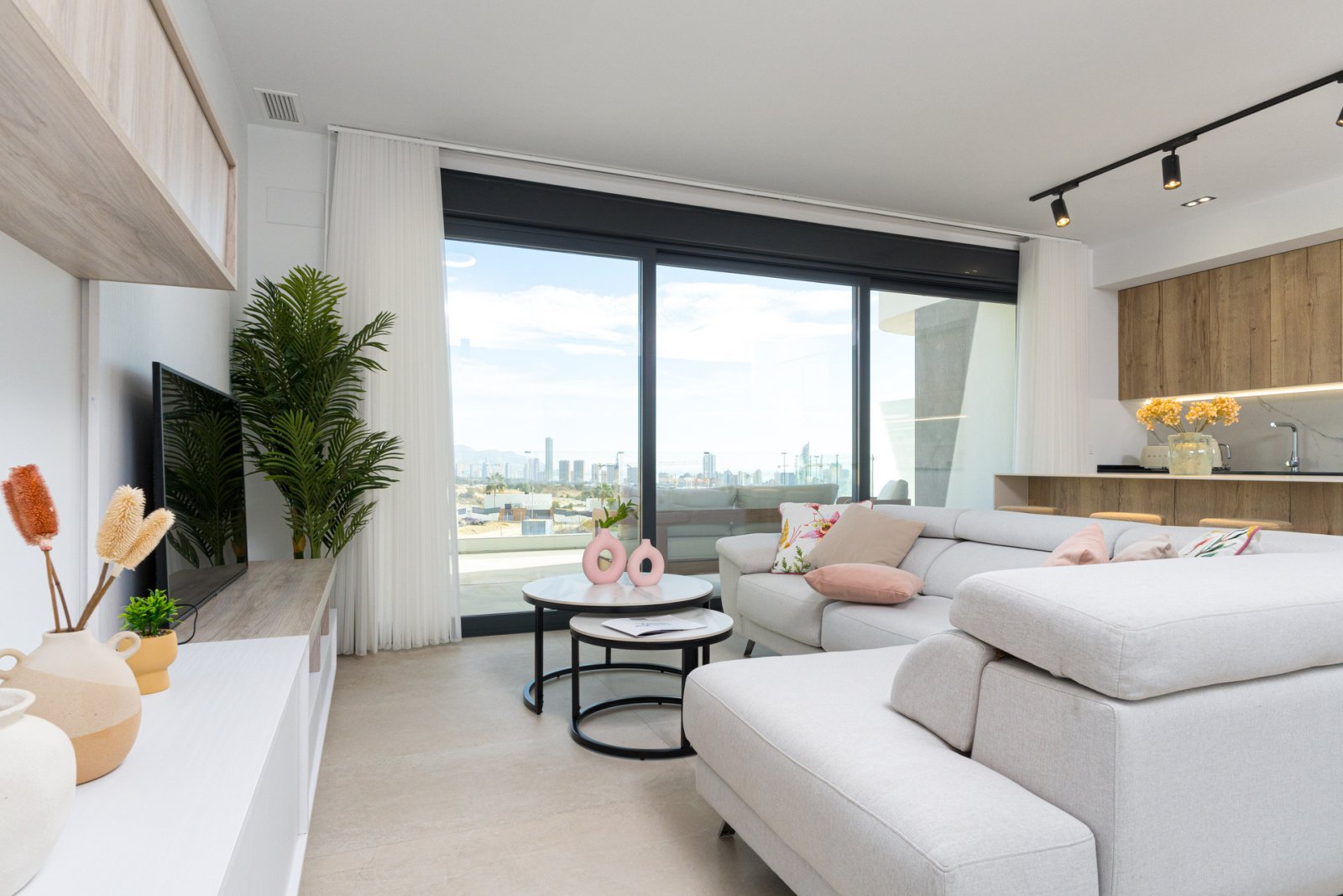  In der schönen Ortschaft Finestrat gelegen, bietet diese Wohnanlage eine Vielzahl von Wohnmöglichkeiten, die unterschiedlichen Bedürfnissen und Vorli