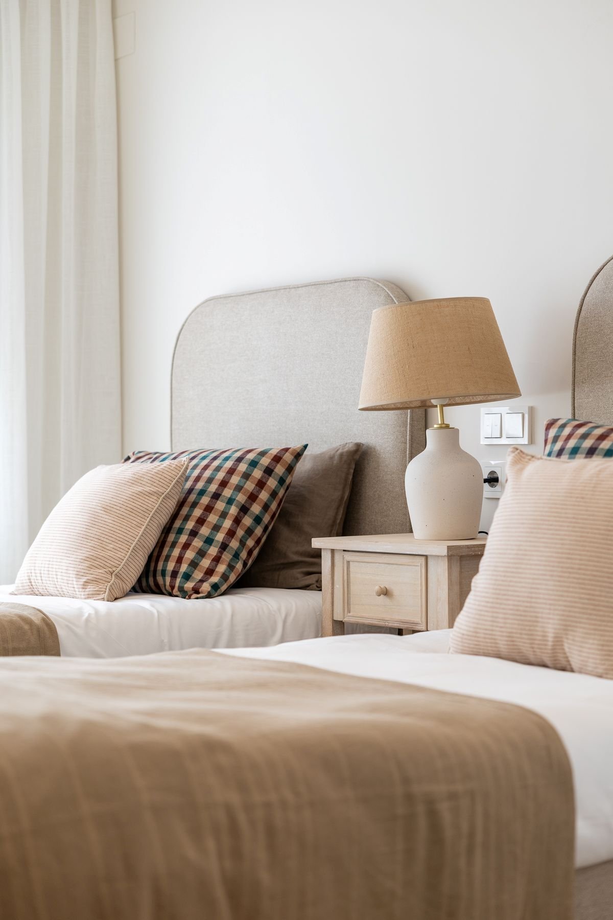  In der wunderschönen Stadt Calpe gelegen, bietet diese exklusive Wohnanlage eine Auswahl von 31 hochwertigen Wohnungen, darunter Apartments und Penth