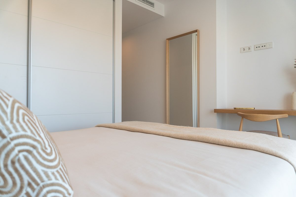  In der wunderschönen Orihuela Costa gelegen, bietet diese exklusive Wohnanlage eine Vielzahl von Wohnmöglichkeiten, die sich an unterschiedliche Bedü