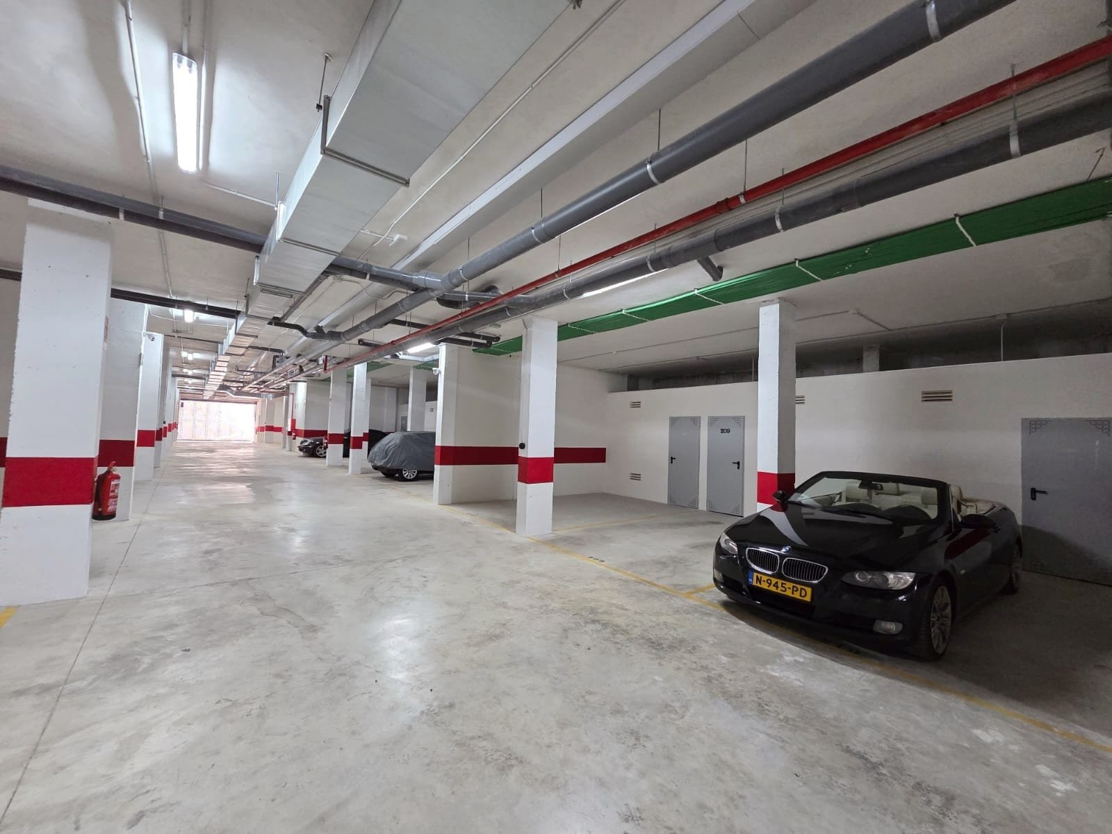  Luxuriöse Wohnung zum Verkauf im Resort&amp;nbsp;Amanecer, im begehrten Viertel Los Altos an der Orihuela Costa. Die 2024 fertiggestellte, stilvolle 