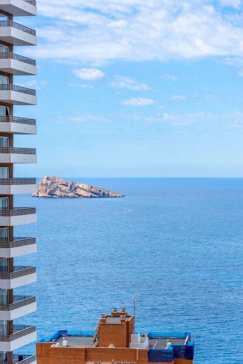   We present a&amp;amp;nbsp;rare opportunity&amp;amp;nbsp;in one of&amp;amp;nbsp;Benidorm’s most privileged locations: right next to the iconic&amp;am