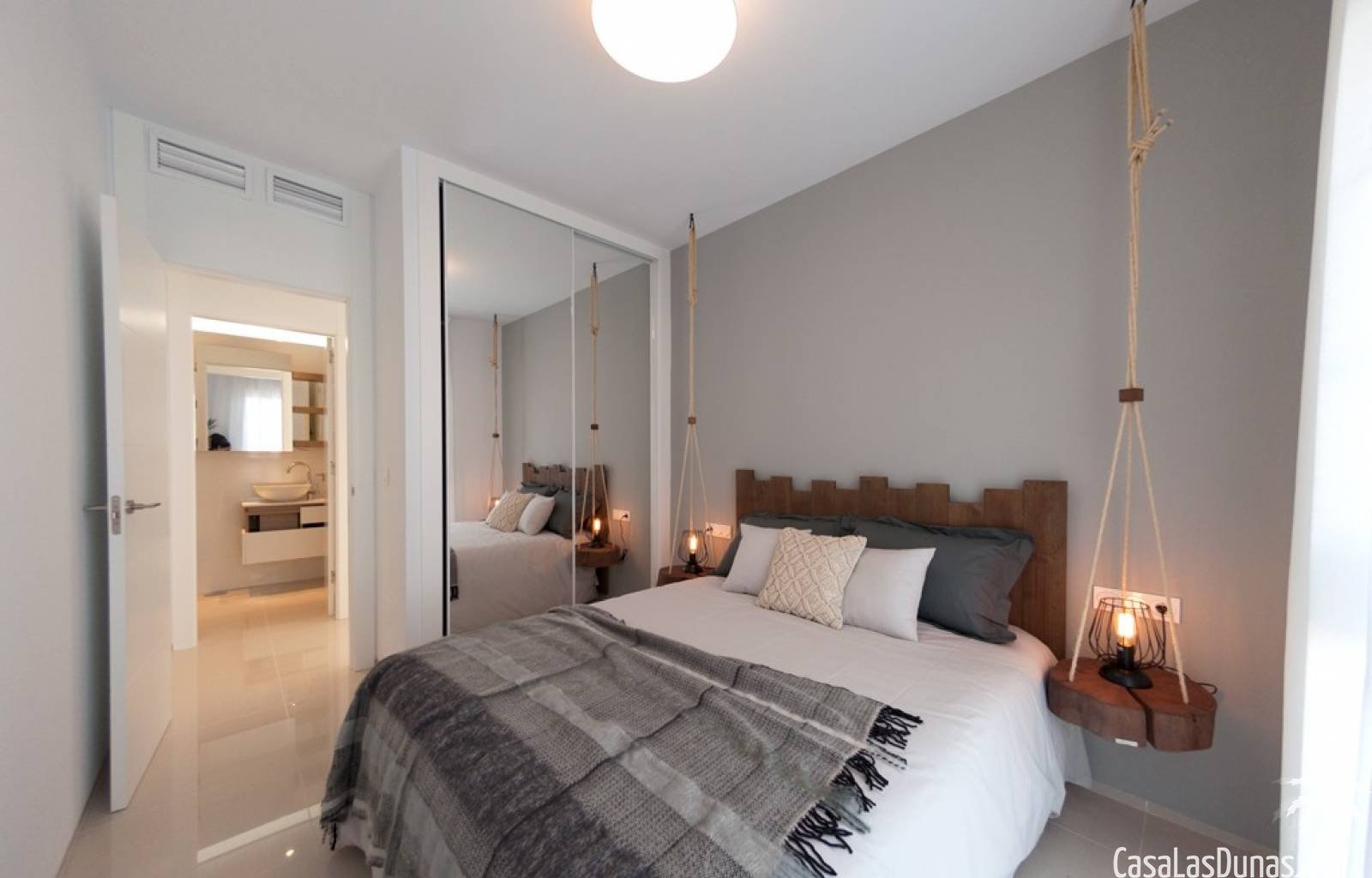  Dieses Projekt besteht aus mehreren Modellen, die von Reihenhäusern über Wohnungen mit Privatgarten bis hin zu Wohnungen mit Dachterrasse reichen. Al