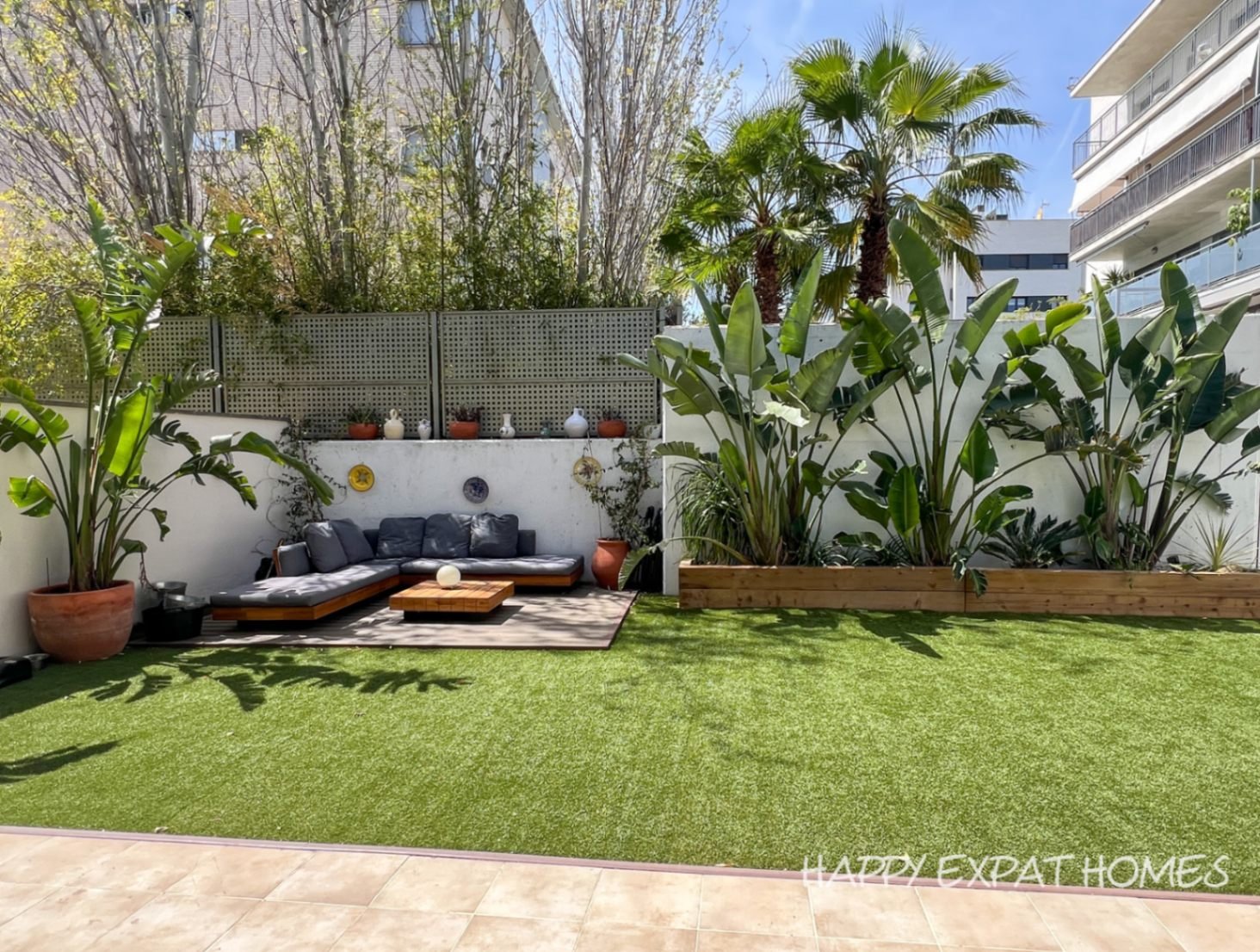 Mit dieser Wohnung in La Plana lautet das Schlüsselwort: GARTEN.Ein privater Rückzugsort dieser Größe nur einen kurzen Spaziergang vom pulsierenden Z