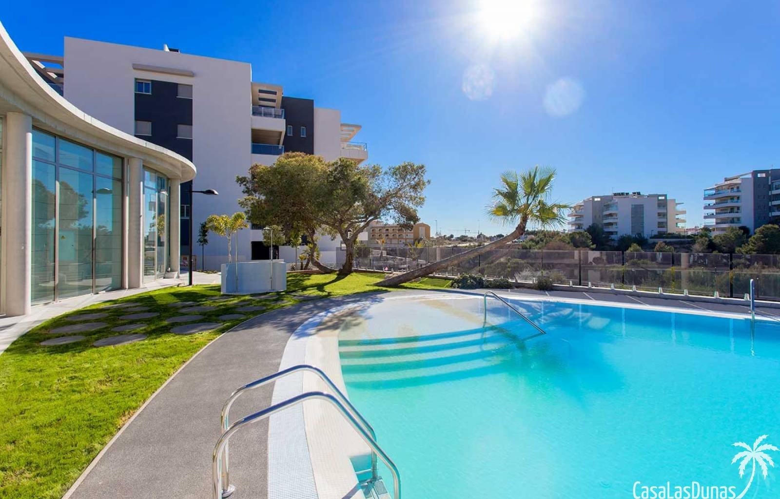 Orihuela Costa:  Dieses Neubauprojekt befindet sich im beliebten Orihuela Costa. In der Anlage stehen Wohnungen in verschiedenen Modellen zur Verfügung. Dieses Modell 