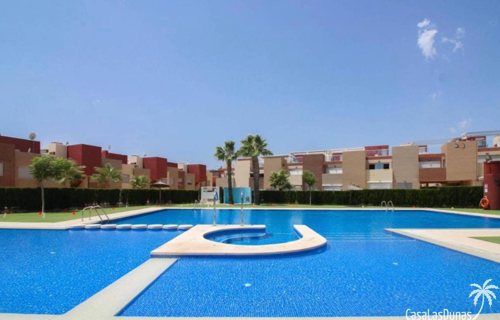  Das Ferienhaus Varudi ist der ideale Ausgangspunkt für einen unvergesslichen Aufenthalt unter der Sonne von Torrevieja. Es ist geräumig, gepflegt und
