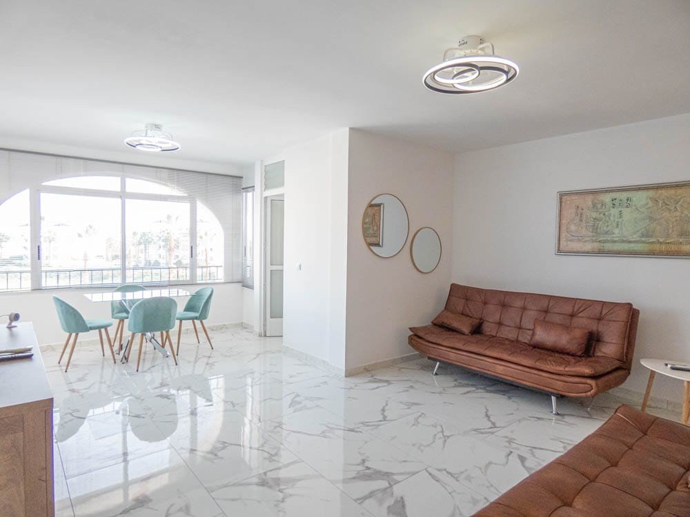 Orihuela Costa:   Fully renovated apartment on Villamartin Plaza
Fully renovated apartment on Villamartin Plaza 