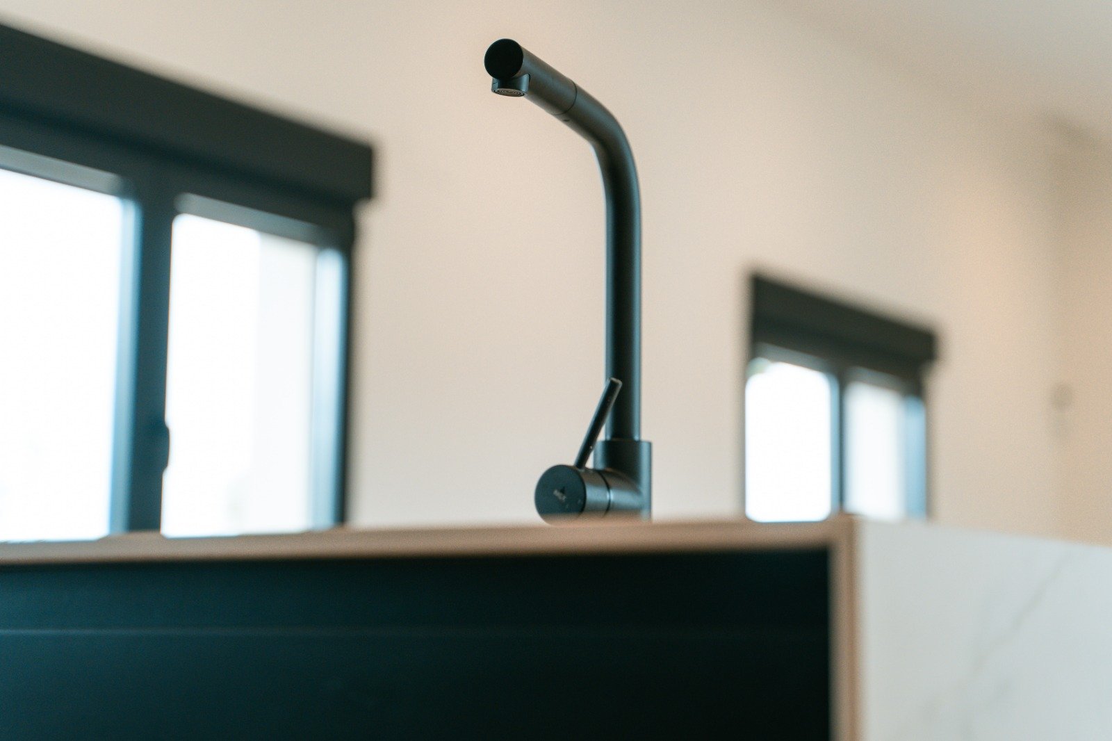  Im charmanten Ort El Pinós gelegen, bietet diese exklusive unabhängige Immobilie eine ruhige und einladende Umgebung. Sie wurde für diejenigen entwor