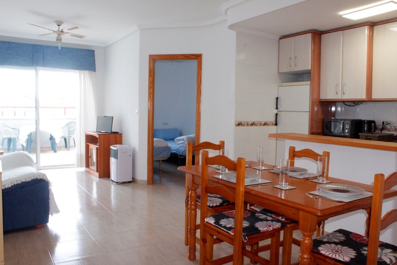 In der beliebten Gegend von El Galán in Orihuela Costa, unweit von Villamartín an der begehrten Costa Blanca Süd, bietet dieses charmante Penthouse-A