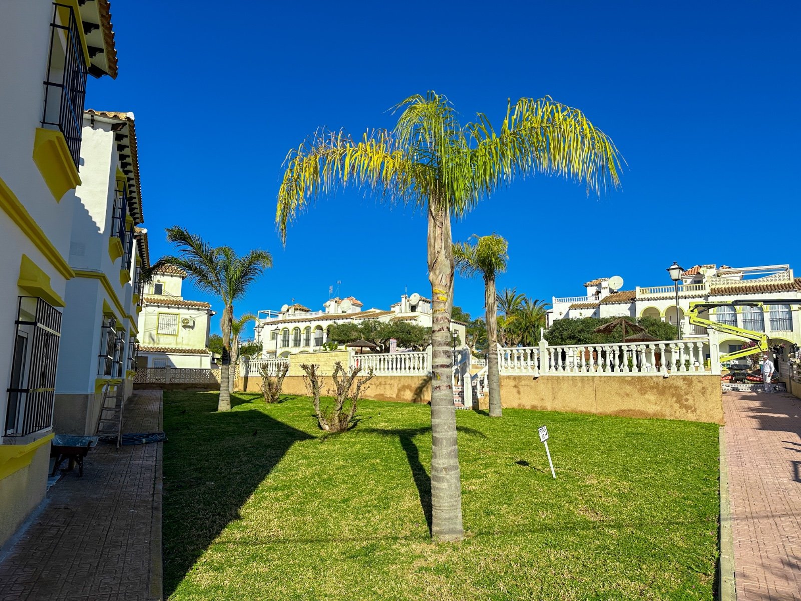  Diese wunderschön renovierte 1-Zimmer-Wohnung im Mirador del Mediterráneo in Villamartín bietet eine perfekte Kombination aus Komfort und Bequemlichk