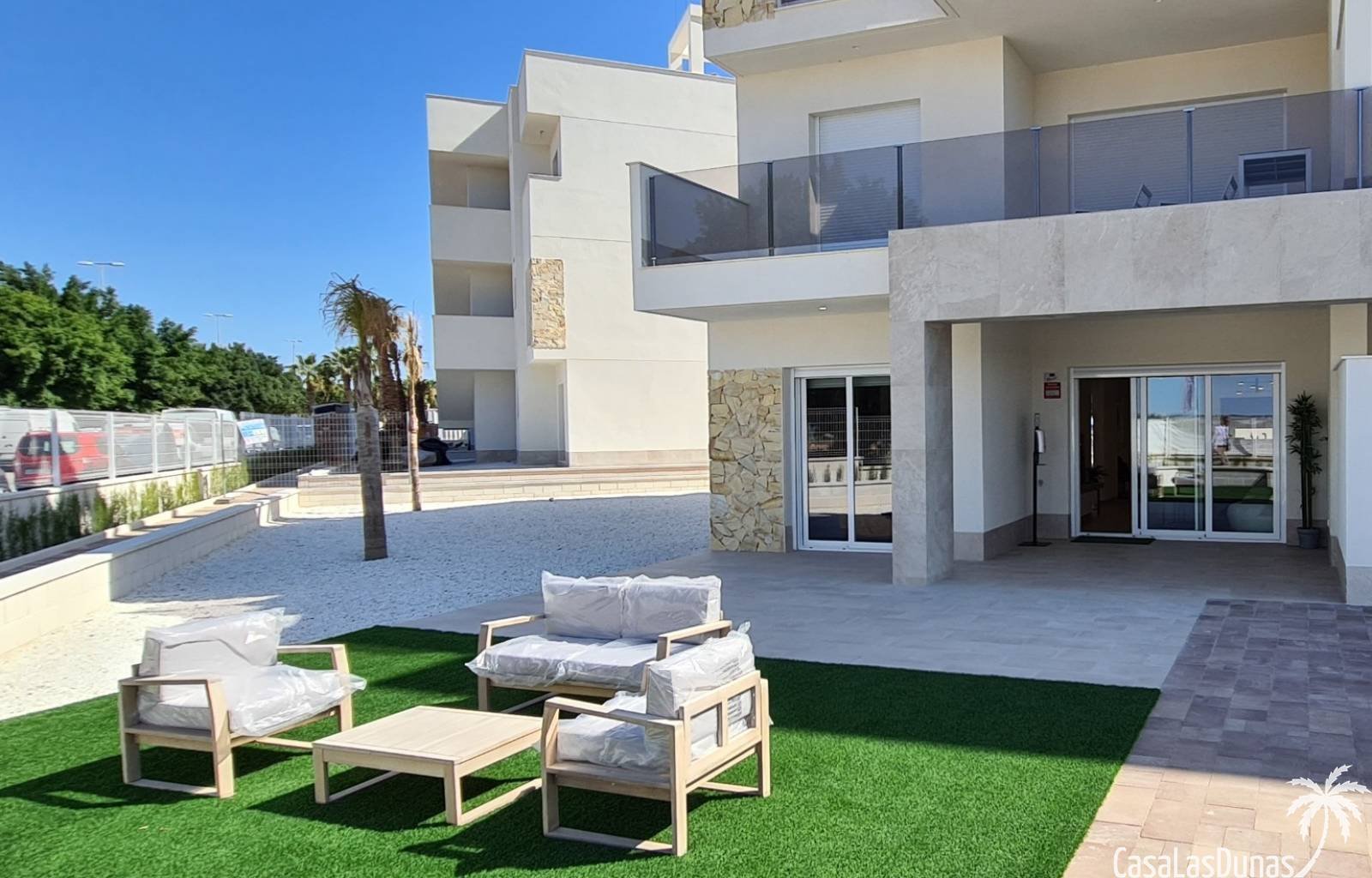 Guardamar del Segura:  Dieser prächtige private Wohnkomplex, bestehend aus 114 Apartments mit 2 oder 3 Schlafzimmern (diese Seite betrifft die Version mit 2 Schlafzimmern), 