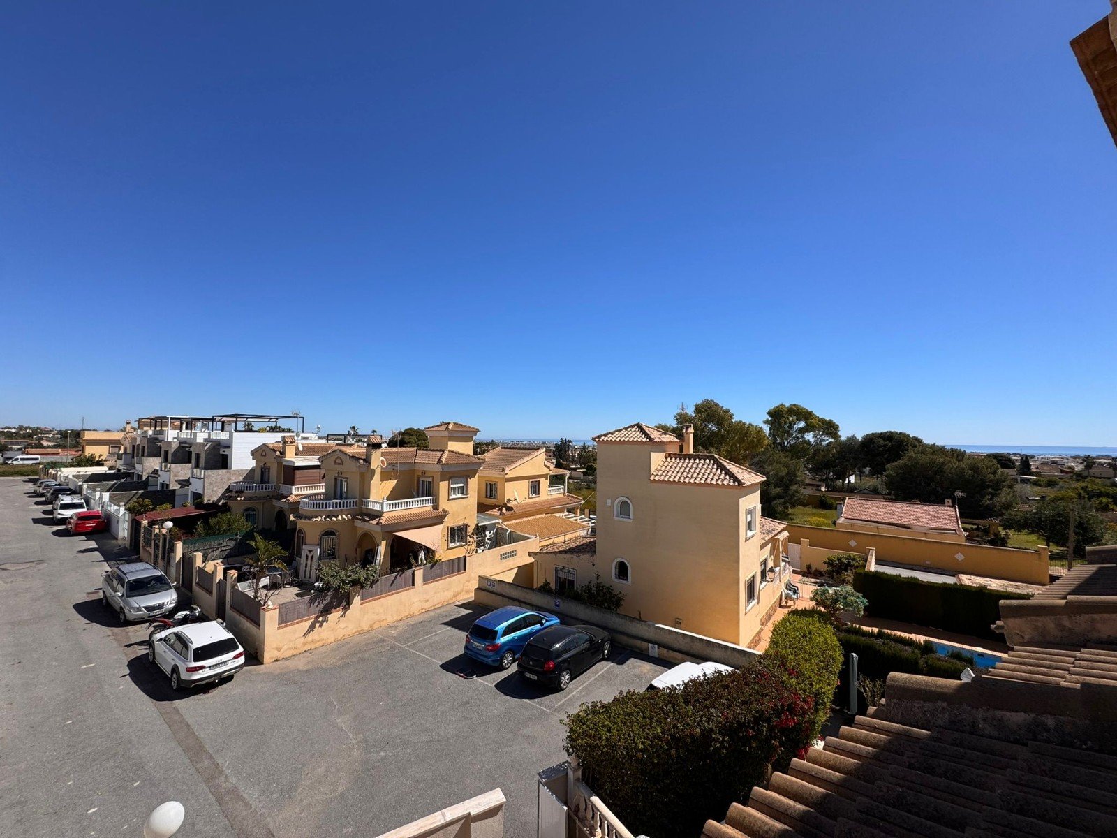   This charming property is tucked away in a lovely cul-de-sac, offering peace and privacy. Distributed over three levels, the home features three spa