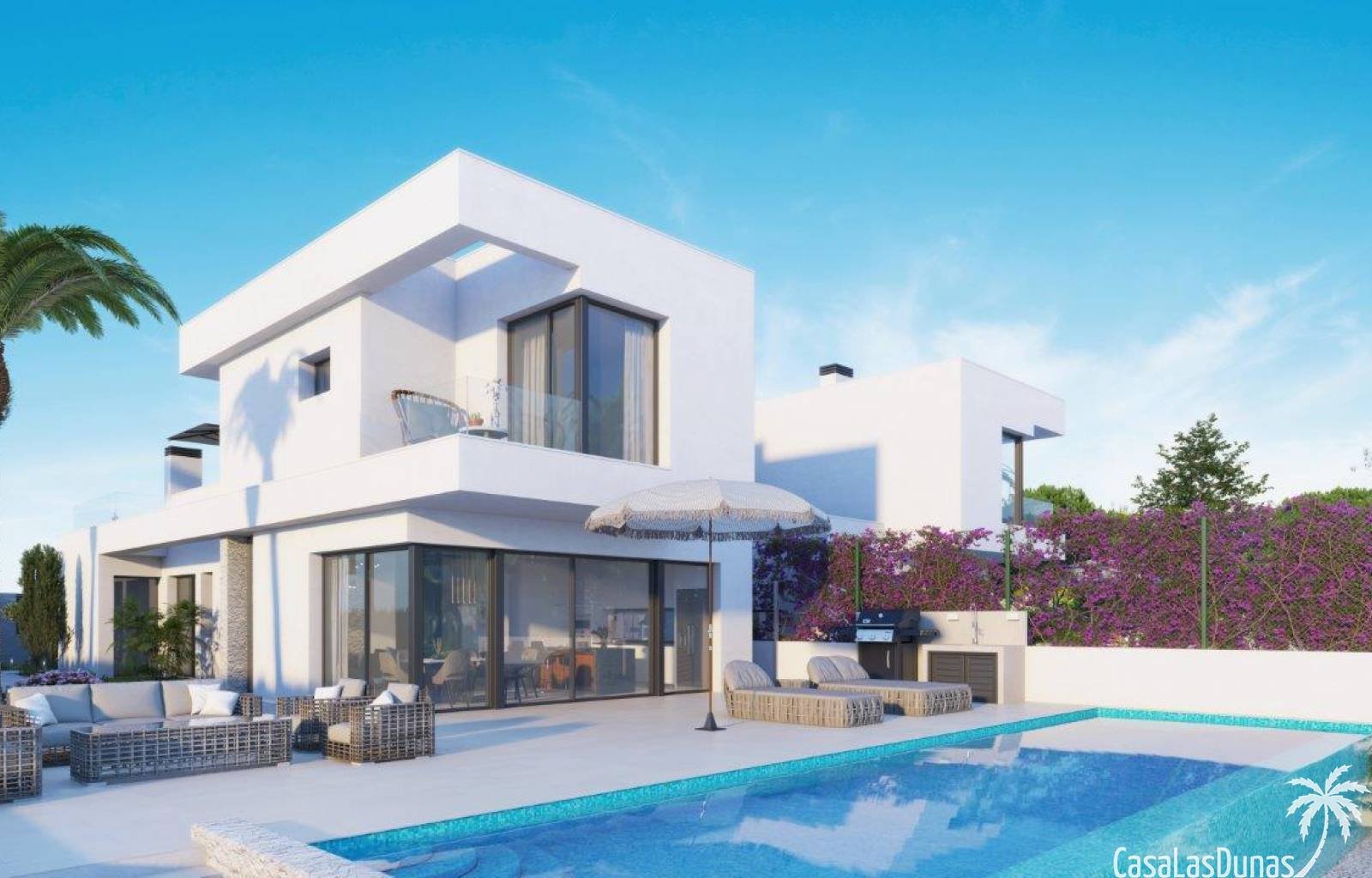 Lomas de Cabo Roig:  Diese schöne Villa hat ein schönes Grundstück, einen privaten Swimmingpool und eine schöne Aussicht. Auf dem Grundstück finden Sie einen Doppelparkpl 