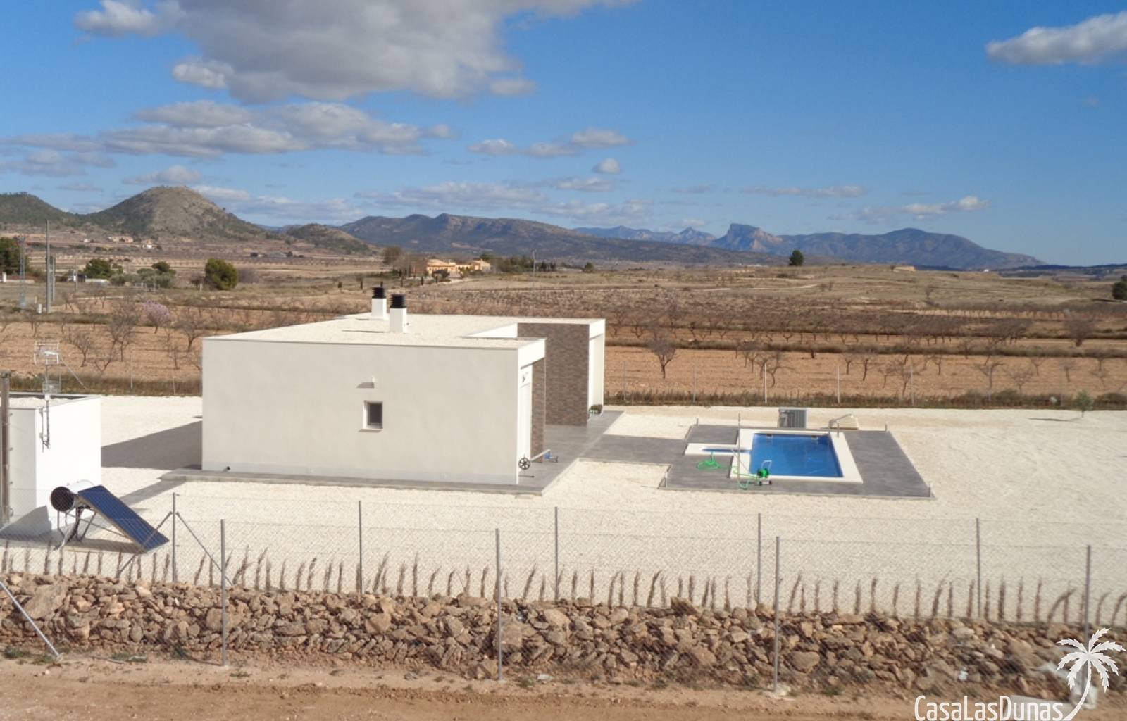  Bauen Sie Ihre eigene Traumvilla in Pinoso ! Es besteht die Möglichkeit, zwischen einem traditionellen Baustil und einem modernen Stil zu wählen. Das
