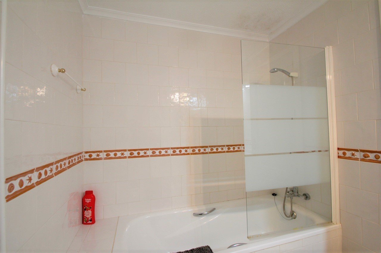   East facing apartment with lovely views over the communal green zone and pool. &amp;#13;&amp;#13;
The apartment distributes over an open p