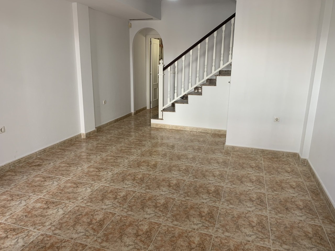 Stunning 2 Bedroom Townhouse in La Cinuelica R15, Punta PrimaDiscover the charm of this stunning 2 bedroom townhouse located in the desirable La Cin