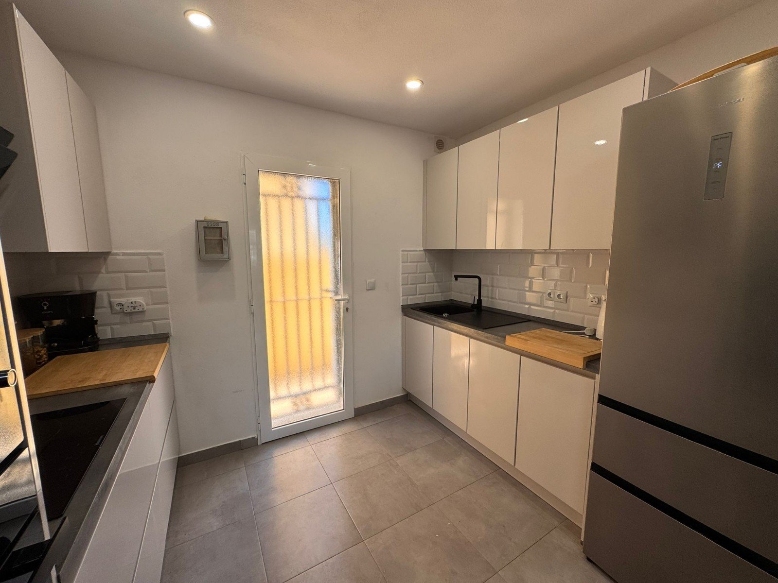   This charming property is tucked away in a lovely cul-de-sac, offering peace and privacy. Distributed over three levels, the home features three spa