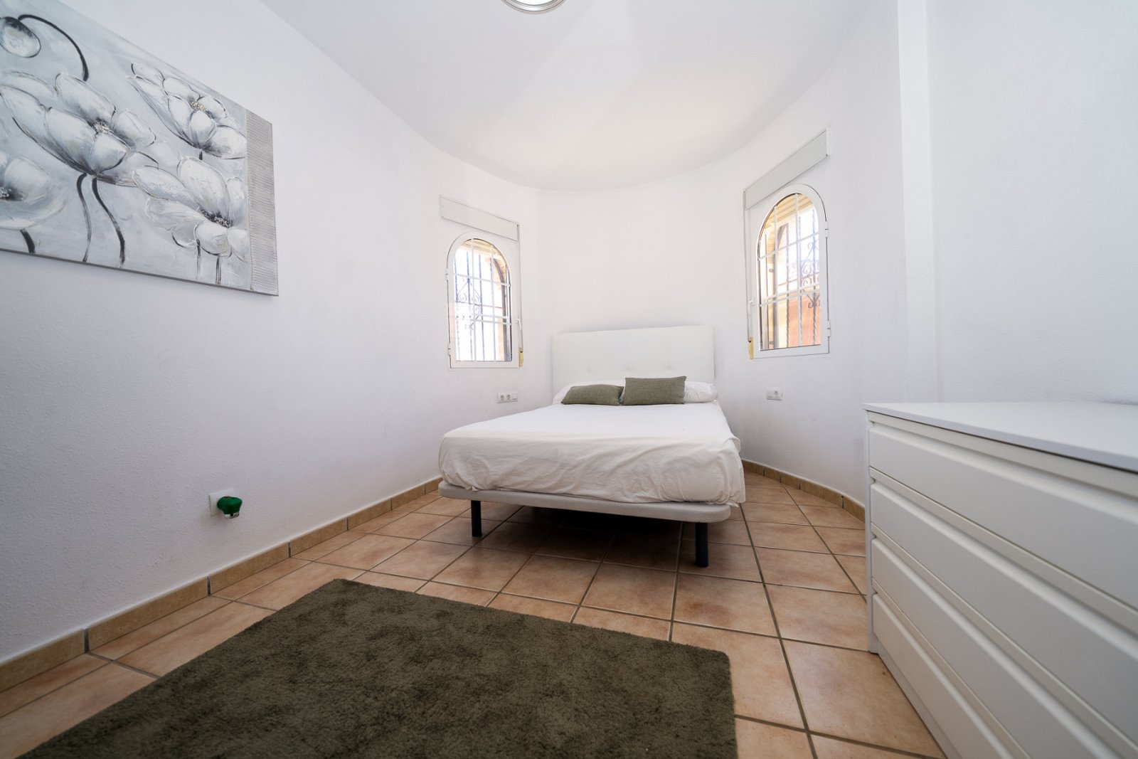  Sehr gepflegte Villa zum Verkauf in Playa Flamenca,&amp;amp;nbsp;gelegen in einer ruhigen Wohnstraße, nur wenige Gehminuten von den örtlichen Annehml