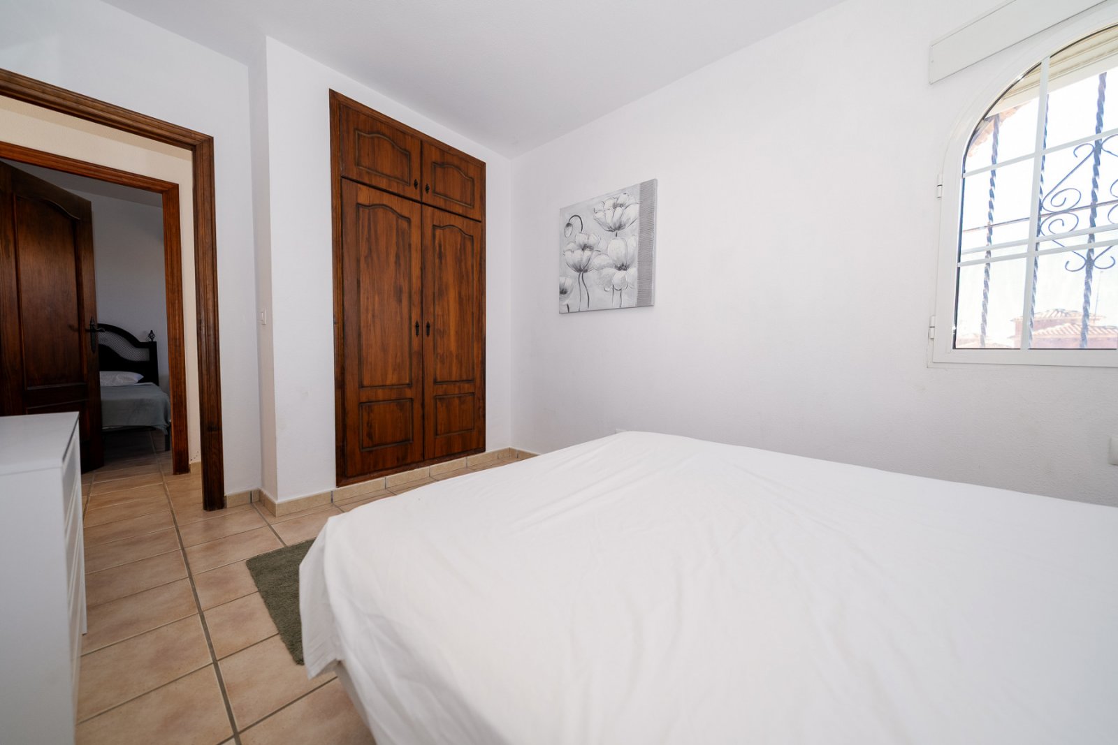  Sehr gepflegte Villa zum Verkauf in Playa Flamenca,&amp;amp;nbsp;gelegen in einer ruhigen Wohnstraße, nur wenige Gehminuten von den örtlichen Annehml
