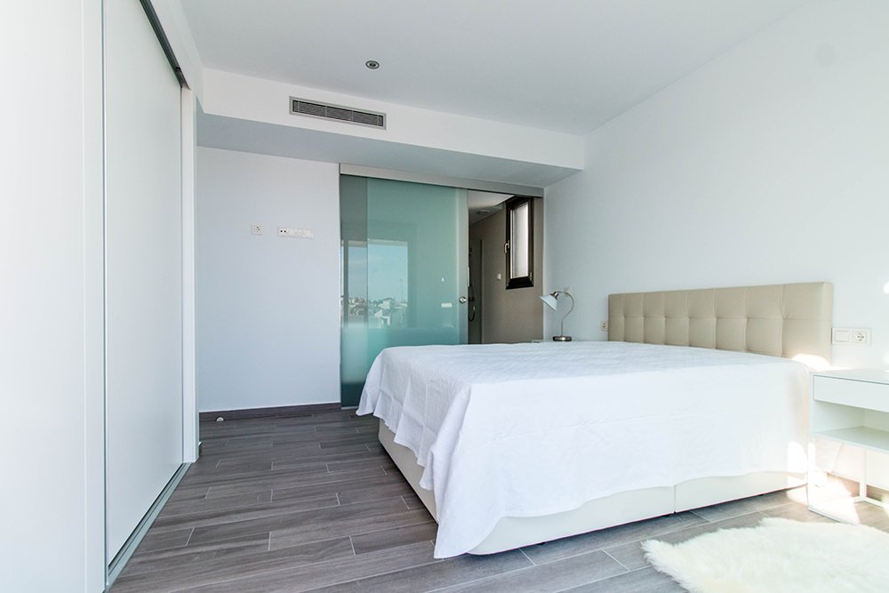  In der charmanten Stadt Orihuela gelegen, bietet diese exklusive Sammlung von 13 Immobilien eine perfekte Kombination aus Luxus und Komfort. Mit Typo