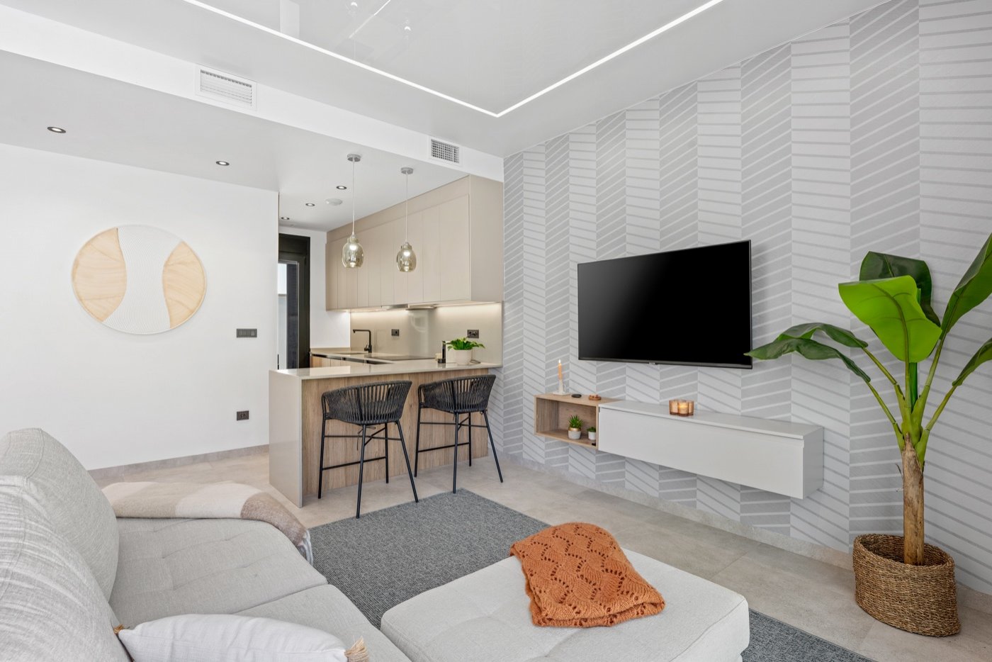 Located in Blue Lagoon, within walking distance of all amenities, is this beautiful villa, originally a show house for the project. This is immediat