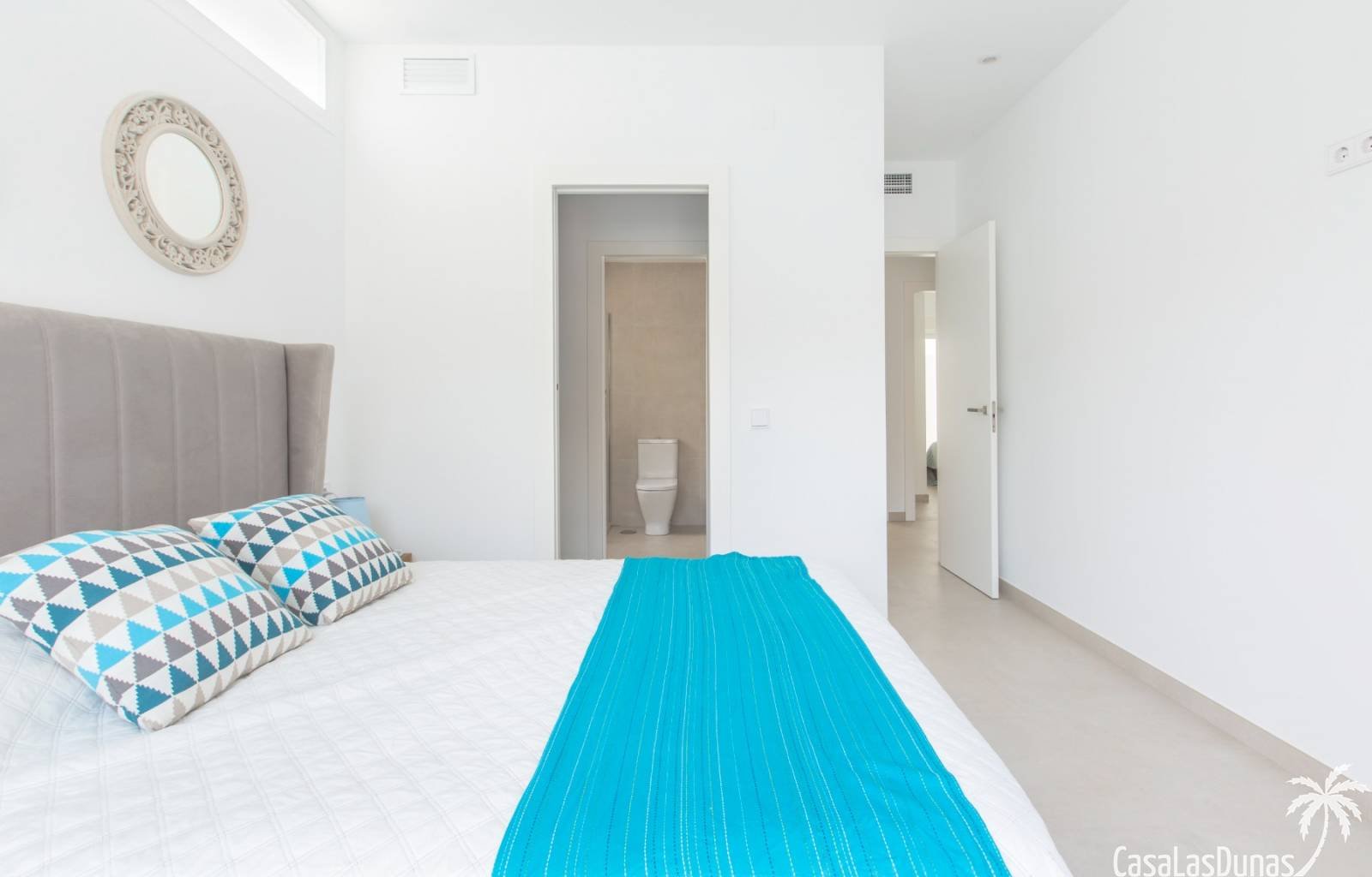 Nahe dem Zentrum des Dorfes San Javier finden wir diese 14 Einfamilienhäuser. Sie verfügen über 3 Schlafzimmer und 3 Badezimmer und sind auf Grundstü