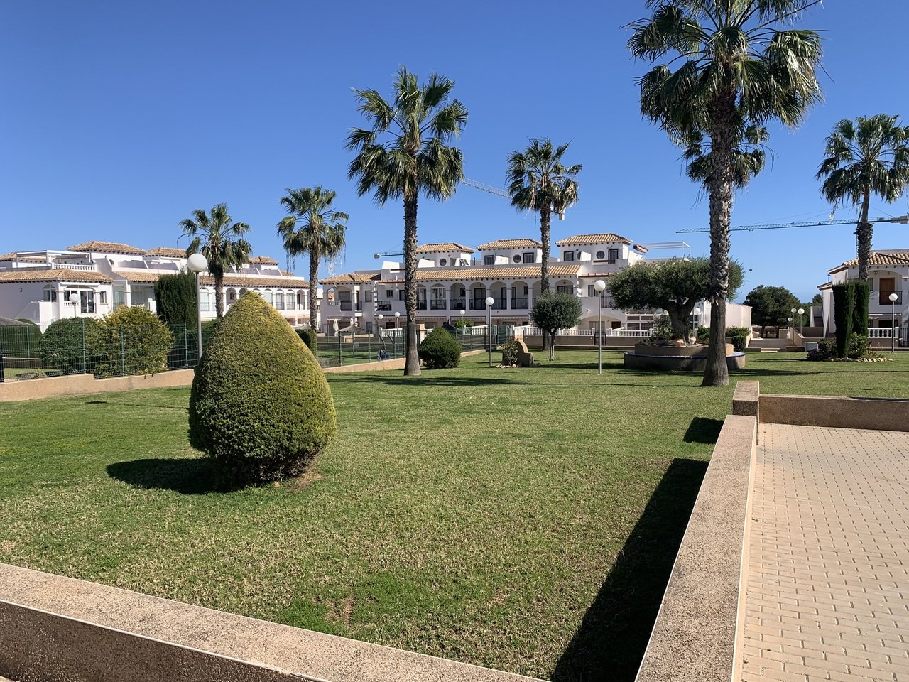   Stunning 2 Bedroom Townhouse in La Cinuelica R15, Punta PrimaDiscover the charm of this stunning 2 bedroom townhouse located in the desirable La Cin