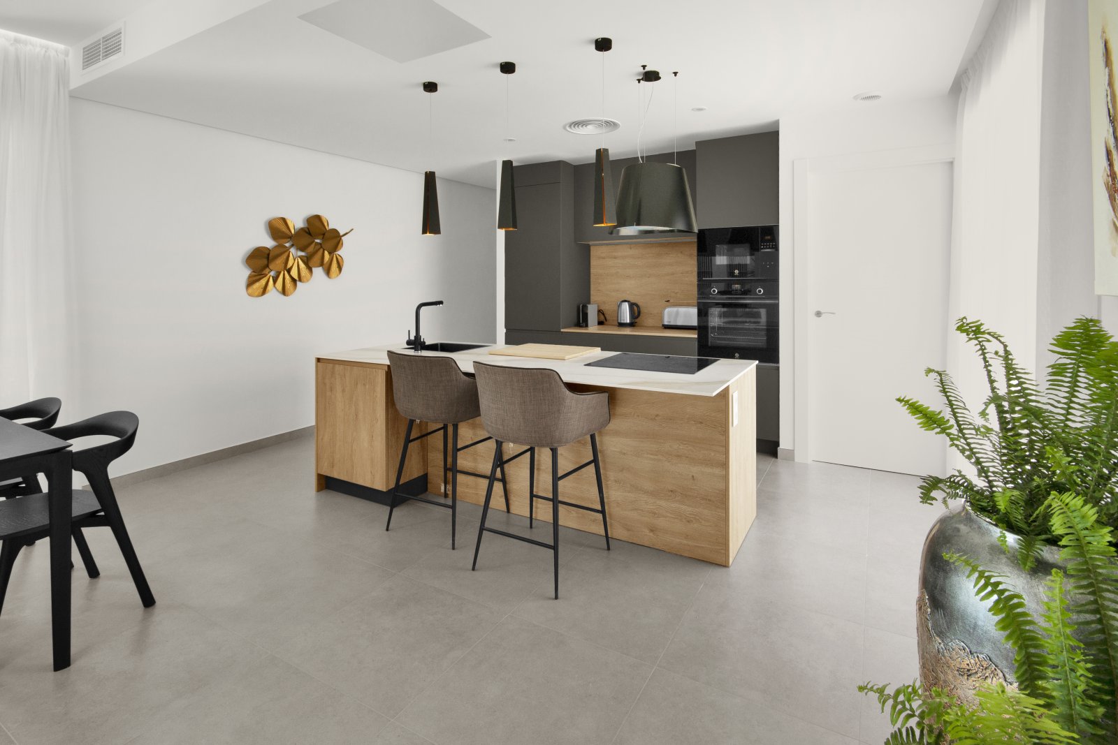 Im prestigeträchtigen Altaona Golf & Country Village gelegen, bietet dieses Ensemble von 33 unabhängigen Häusern eine exklusive und ruhige Umgebu