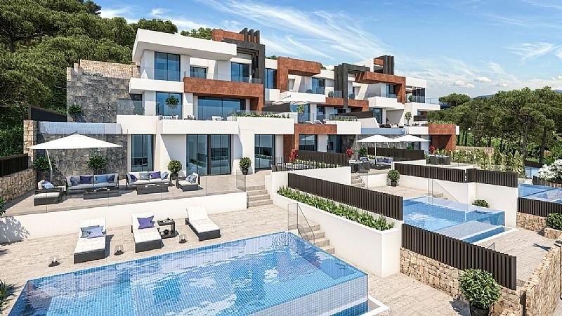 Dieses Reihenhaus in der charmanten Stadt La Vila Joiosa bietet ein einzigartiges Wohnerlebnis mit Meerblick. Die Immobilie liegt nur 1 km von der Kü