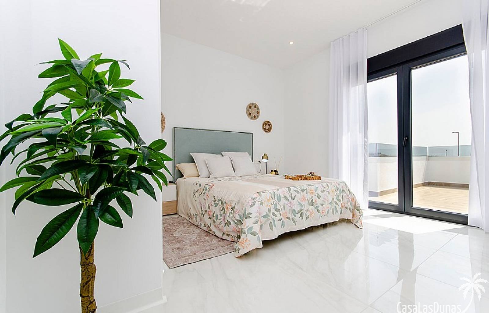  Diese freistehenden Villen in Polop an der Costa Blanca Nord verfügen über 3 Schlafzimmer, 3 Badezimmer, einen privaten Pool und Parkplätze auf dem G