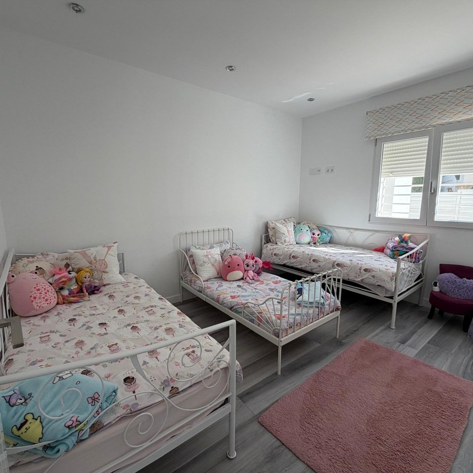   Modern Detached Villa in Lomas De Juliana, Algorfa - Almoradi Discover the perfect blend of luxury and comfort in this fantastic modern 4-bedroom, 3