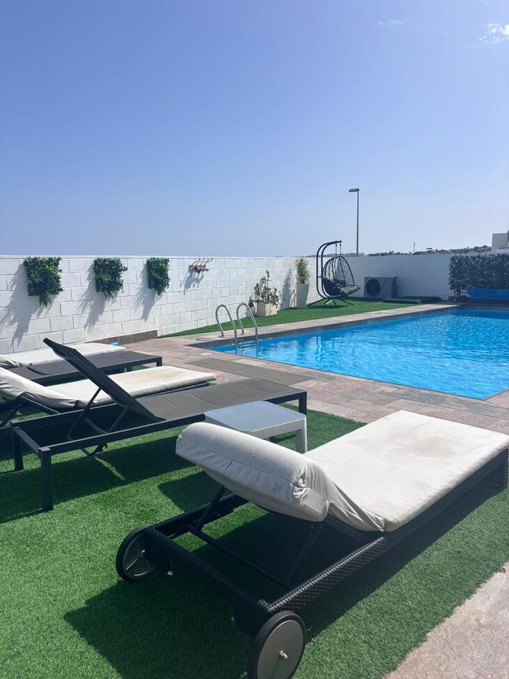   Elegant Mediterranean Living in Pau 8, Villamartín
Set within one of the most desirable residential enclaves on the southern Costa Blanca,