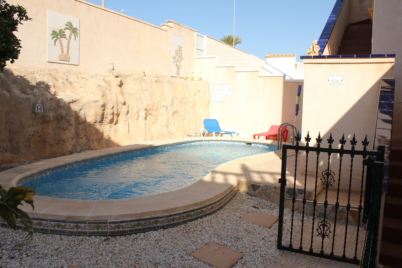   Fabulous renovated 5 bedroom villa with private pool, perfectly situated in the vibrant area of La Zenia. Offering a seamless blend of modern comfor