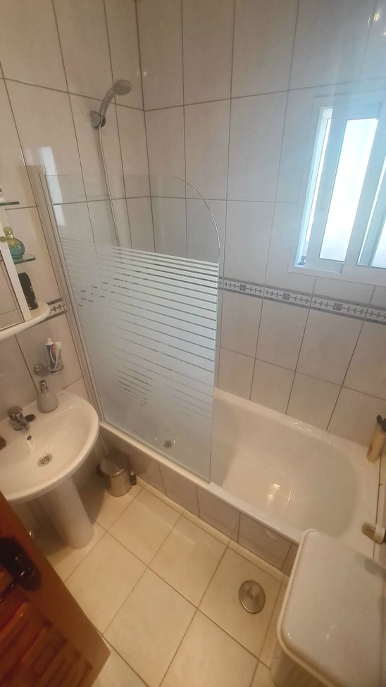   South-facing 3-bedroom detached villa with a private pool, situated in the desirable El Presidente area of Villamartin. Set on a 400m² walled plot, 