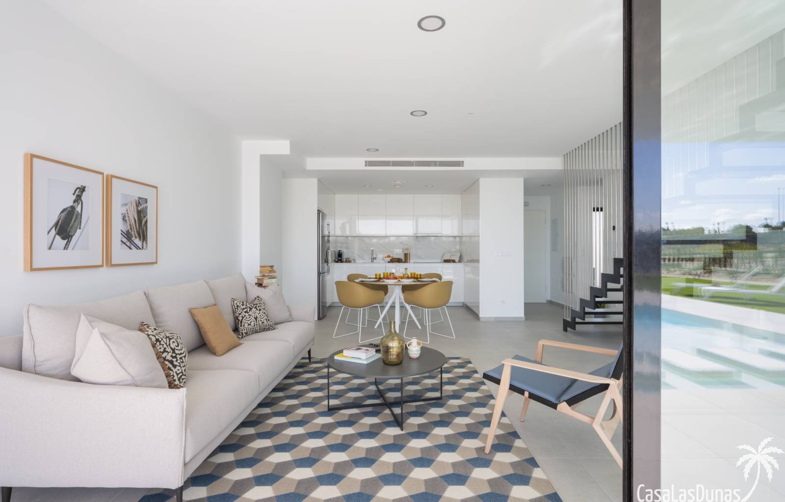 Diese wunderschöne Villa wird im Altaona Golf Resort in Murcia gebaut. Die Villa bietet einen fantastischen Blick über den Golfplatz und ist mit eine