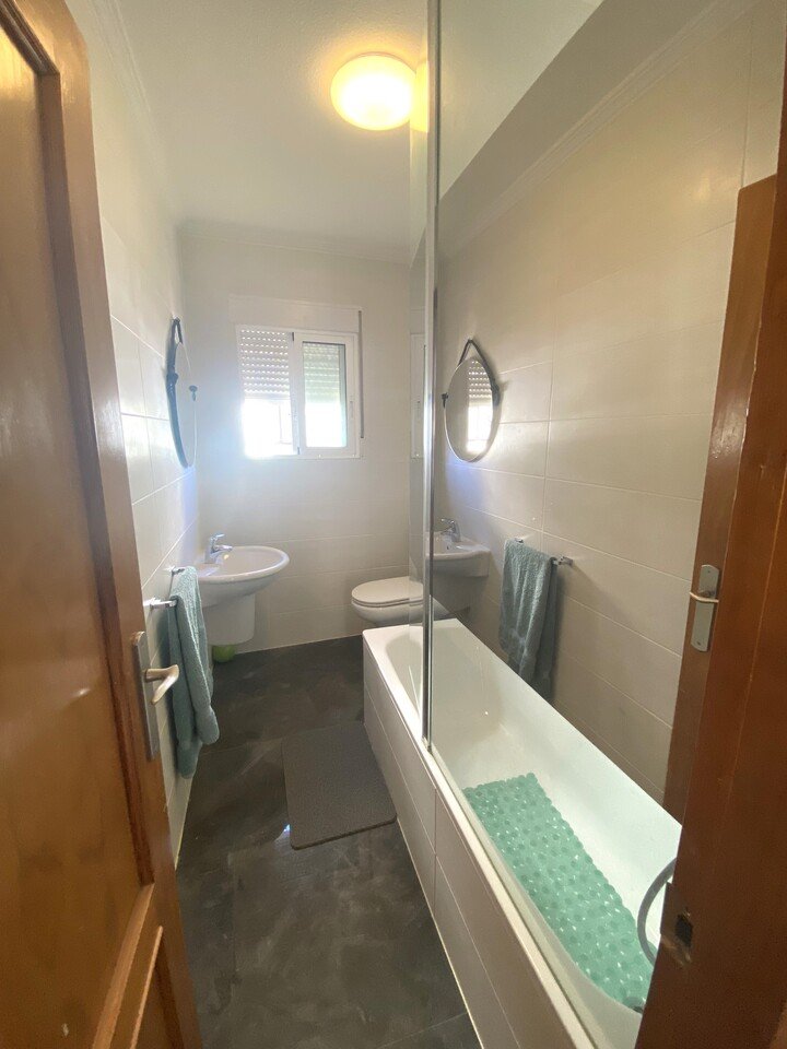   Fabulous renovated 5 bedroom villa with private pool, perfectly situated in the vibrant area of La Zenia. Offering a seamless blend of modern comfor